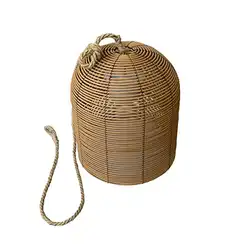 Une image de La suspension nomade en poly rotin Hang Bohème, la touche bohème chic de votre décoration