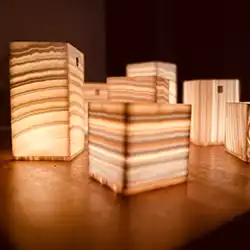 Une image de 🕯️💎🏠 Le Bougeoir Originale en Pierre d'albâtre de Maison Zoe est la touche de design qui manque à votre cuisine !